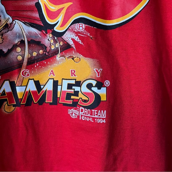 Vintage 90s Calgary Flames Graphic Tee - Picture 2 of 5